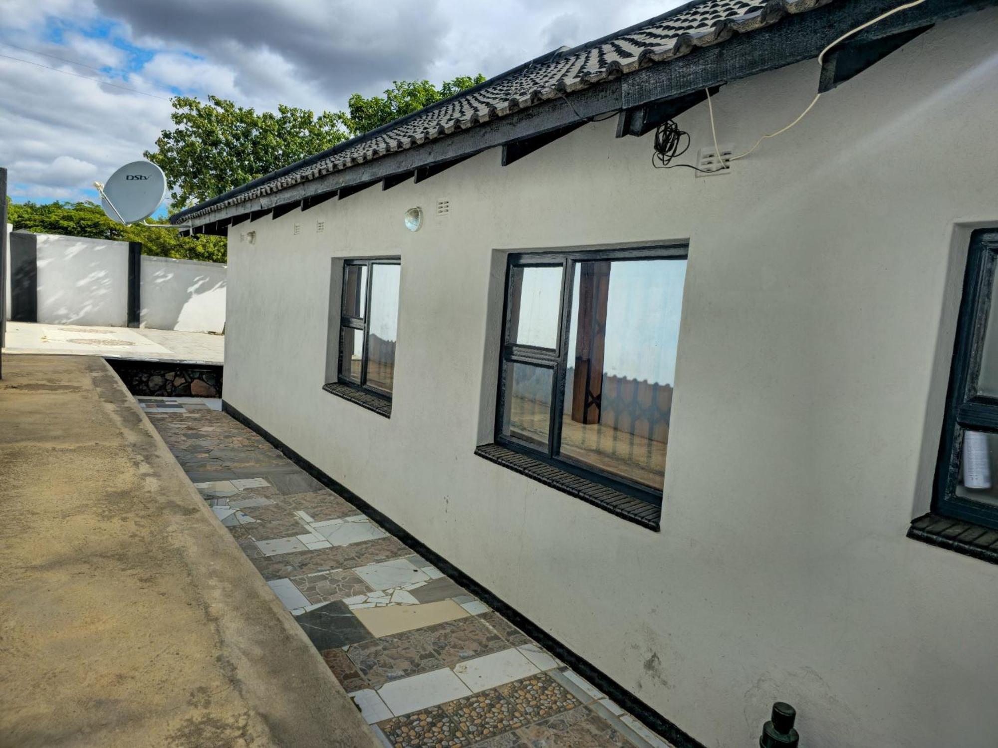 26 Pike Place Mutare Exterior photo