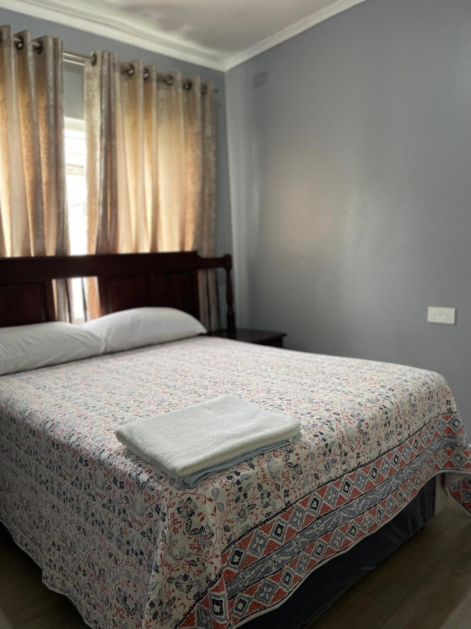 26 Pike Place Mutare Exterior photo